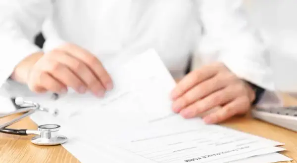 Jak długo L4 na nerwicę? Sprawdź maksymalne okresy zwolnienia